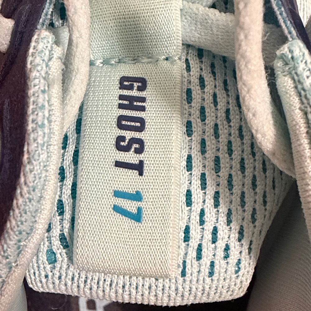 Brooks Ghost 17 Aqua Running Shoes - Picture 3 of 10